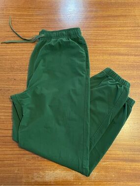 Outdoor Voices Forest Green Elastic-Waist Joggers